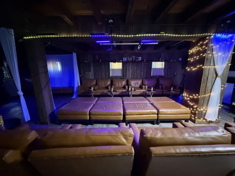 Main lounge with leather seating