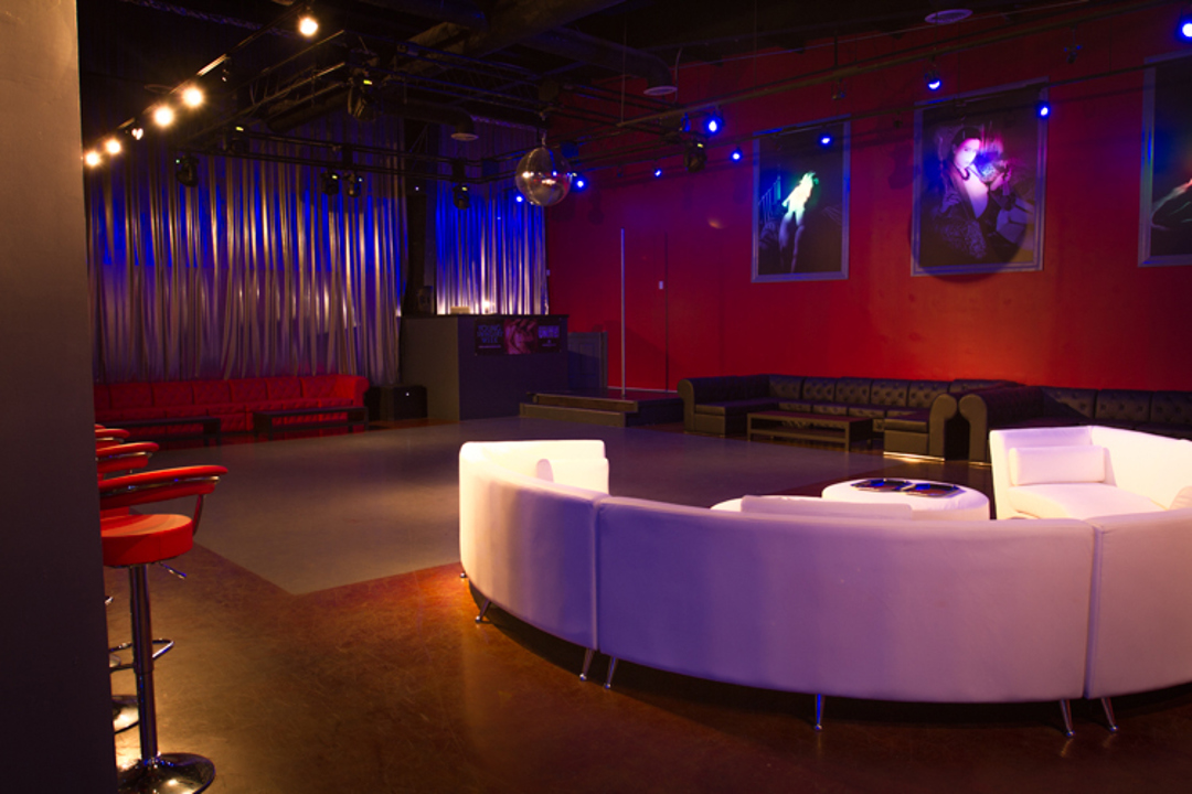 White bar and curved lounge seating