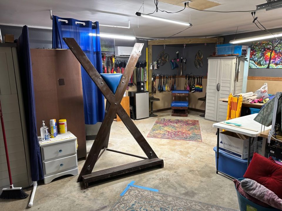 Dungeon play space with St. Andrew's cross